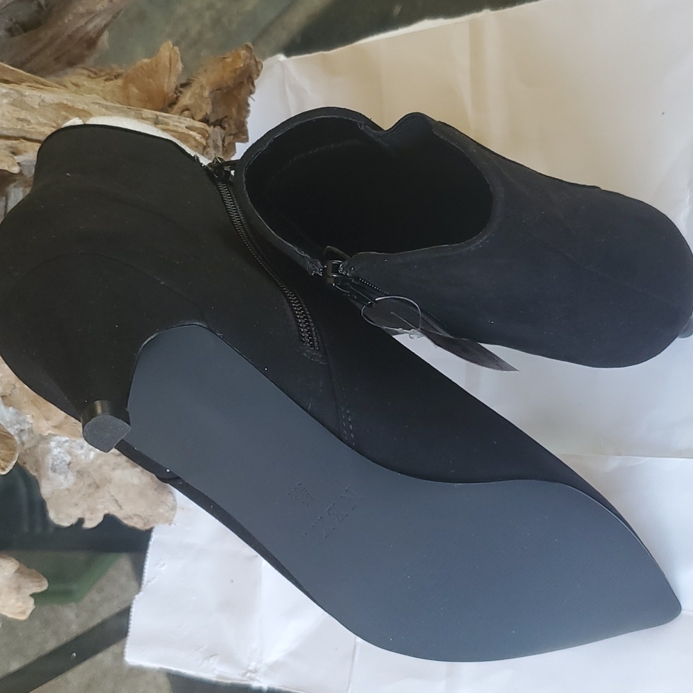 Next booties - Picture 4 of 6